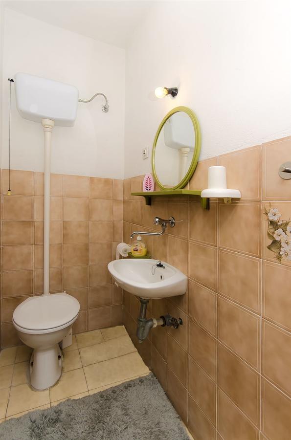 Apartment Niko Vodice Ngoại thất bức ảnh